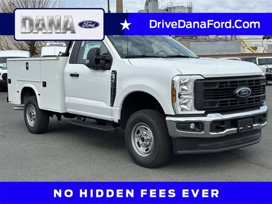 2025 Ford F-250 XL photo 1