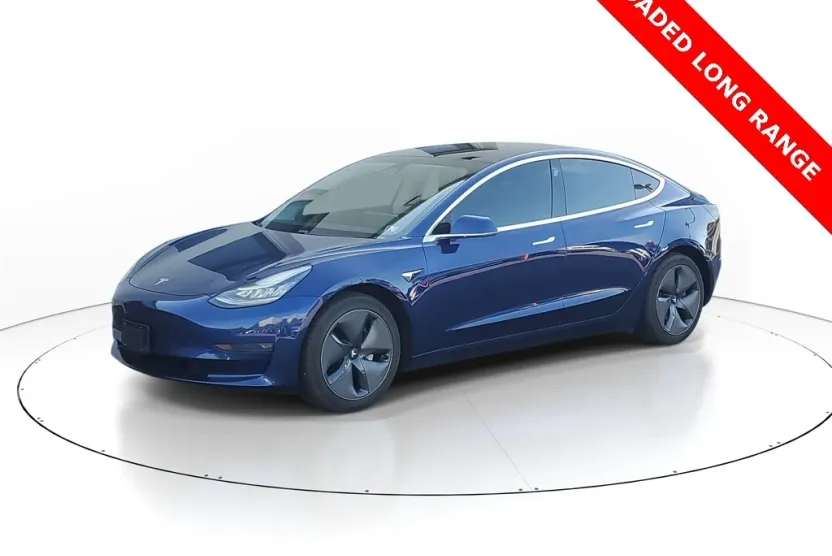 2020 Tesla Model 3 Long Range photo 1