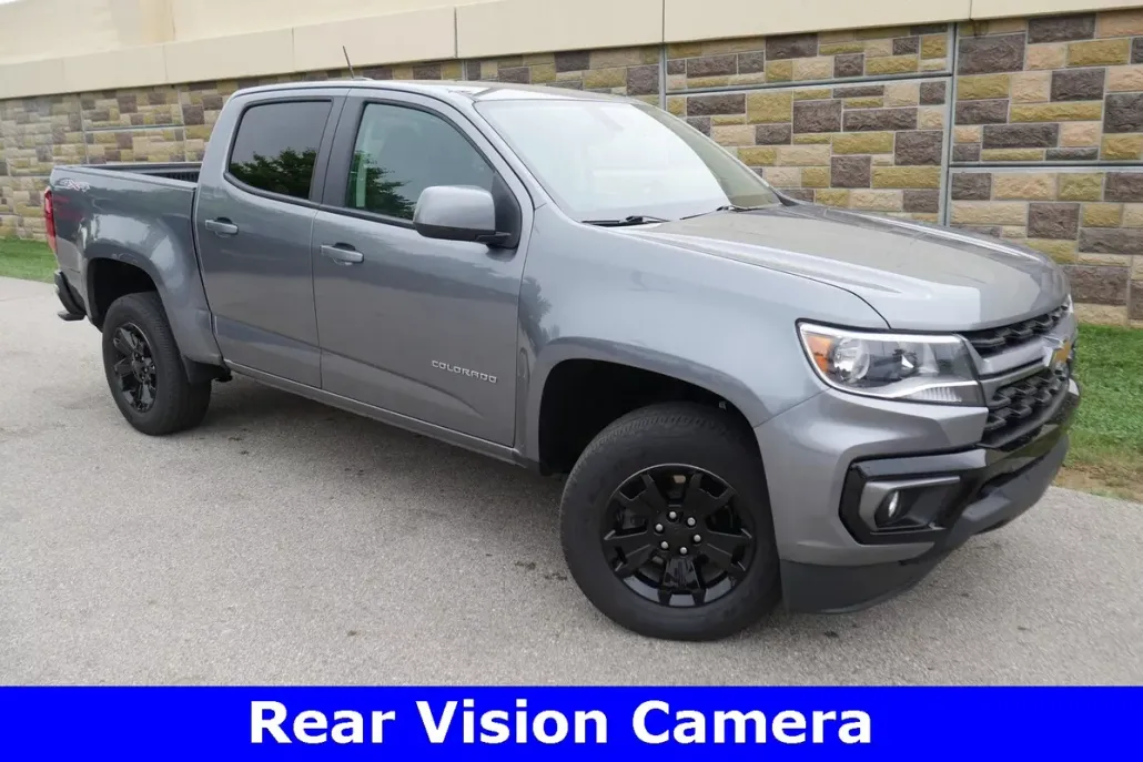 2022 Chevrolet Colorado LT photo 1