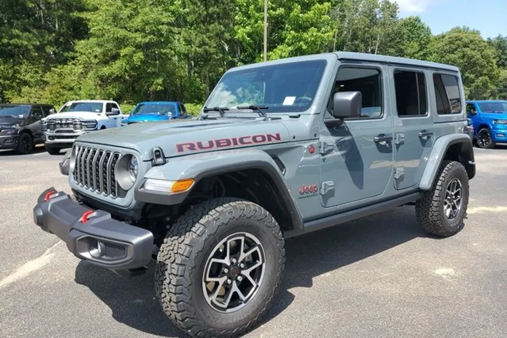 2025 Jeep Wrangler Rubicon photo 1