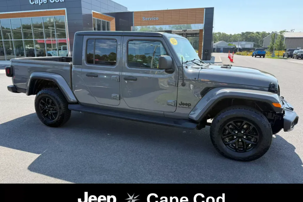 2022 Jeep Gladiator Altitude photo 1