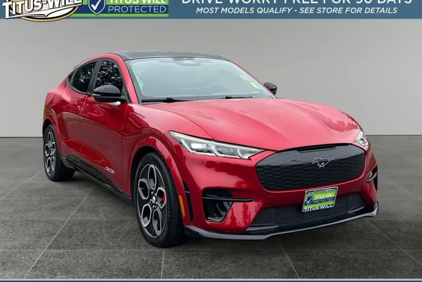 2022 Ford Mustang Mach-E GT photo 1