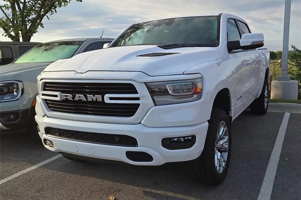 2023 Ram 1500 Laramie photo 1