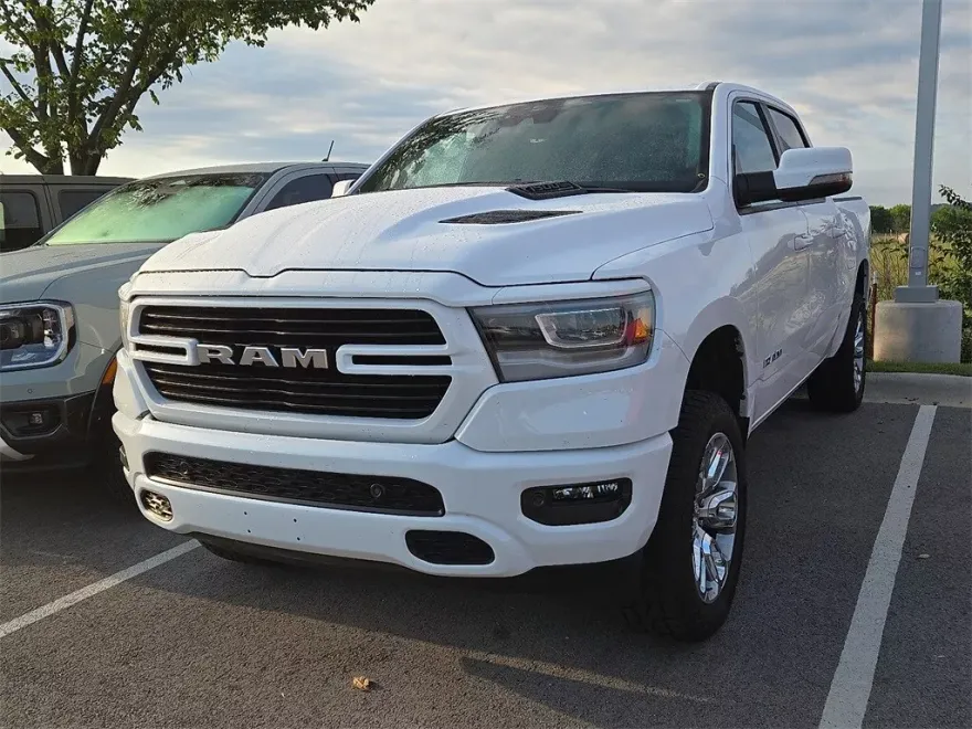 2023 Ram 1500 Laramie photo 1