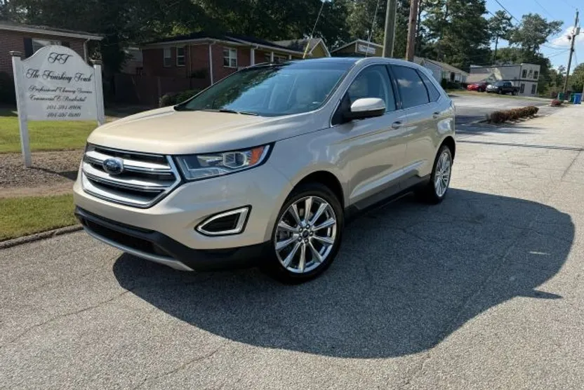 2017 Ford Edge Titanium Sport photo 1