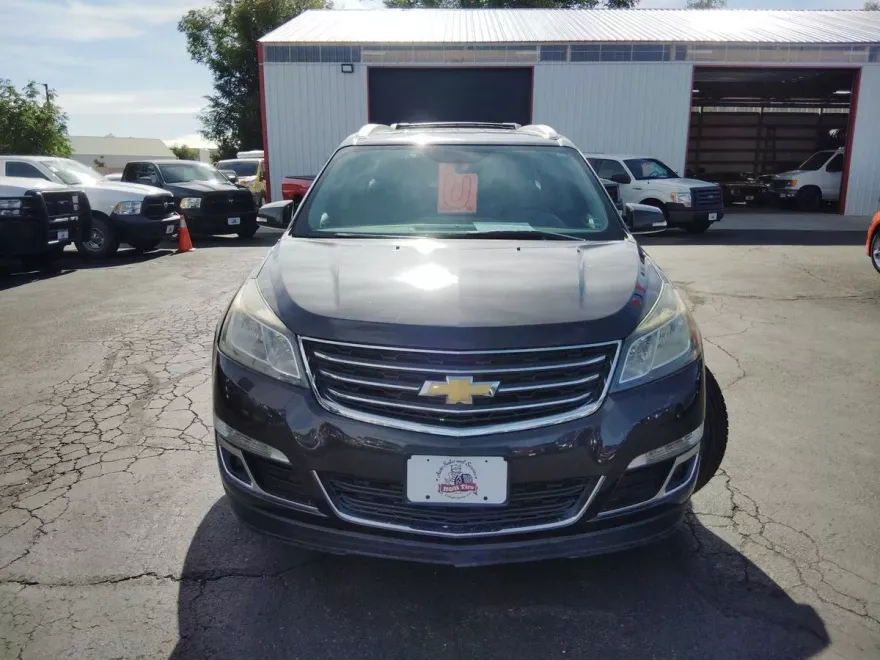 2016 Chevrolet Traverse 2LT photo 1