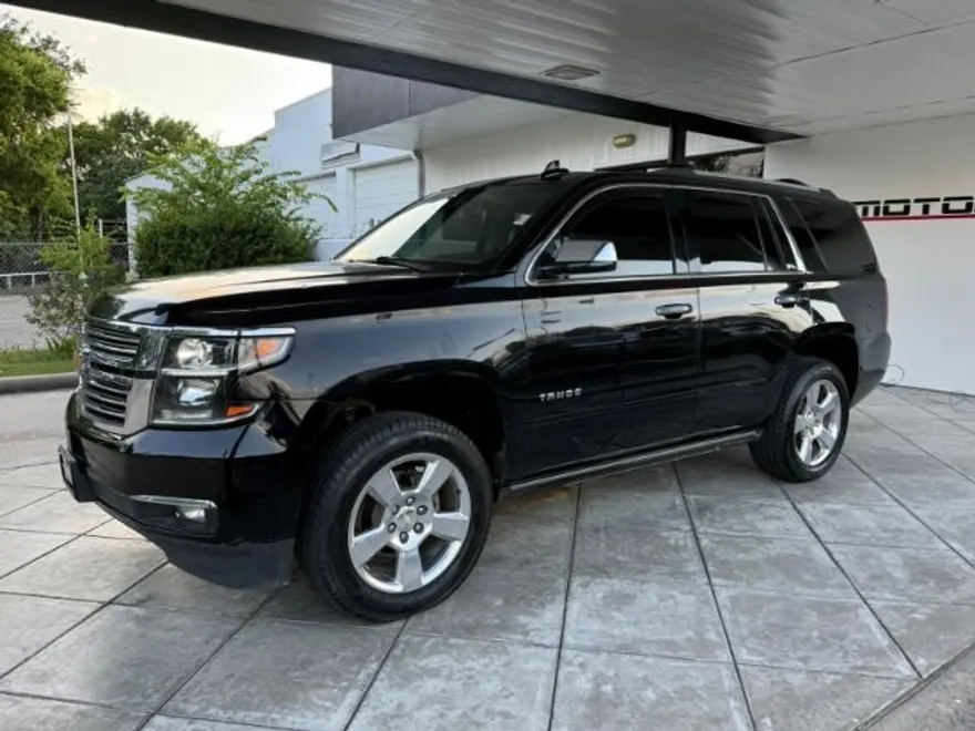 2018 Chevrolet Tahoe Premier photo 1