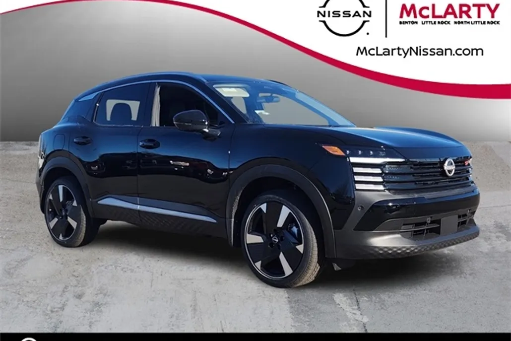 2025 Nissan Kicks SR photo 1