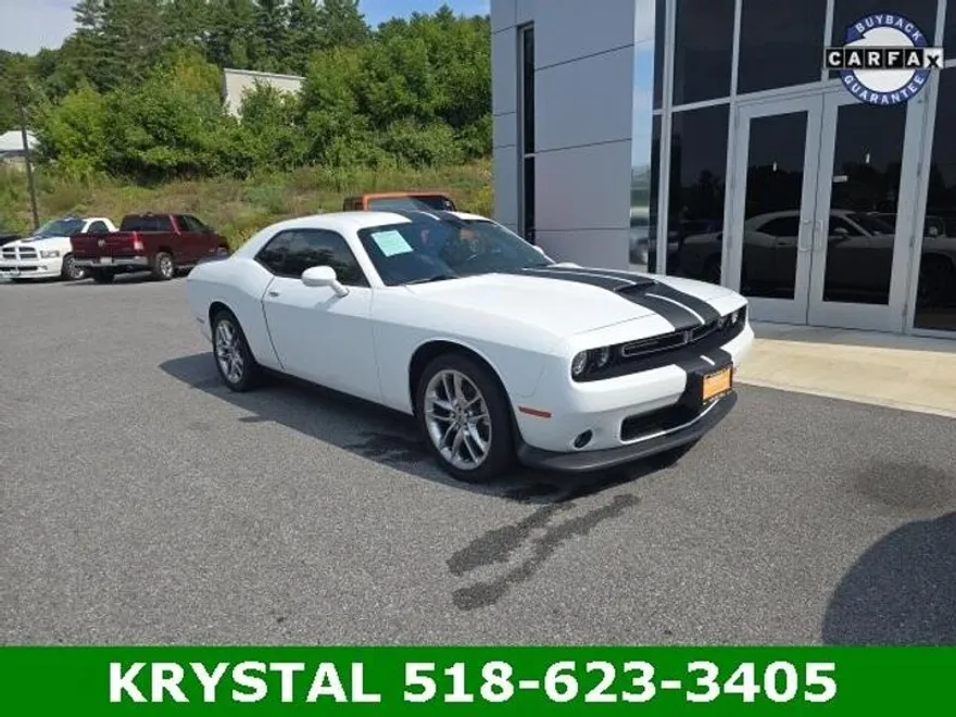 2022 Dodge Challenger GT photo 1