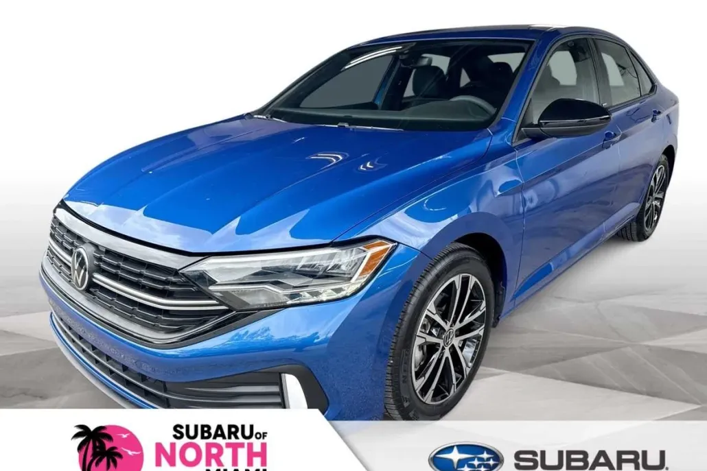 2023 Volkswagen Jetta Sport photo 1
