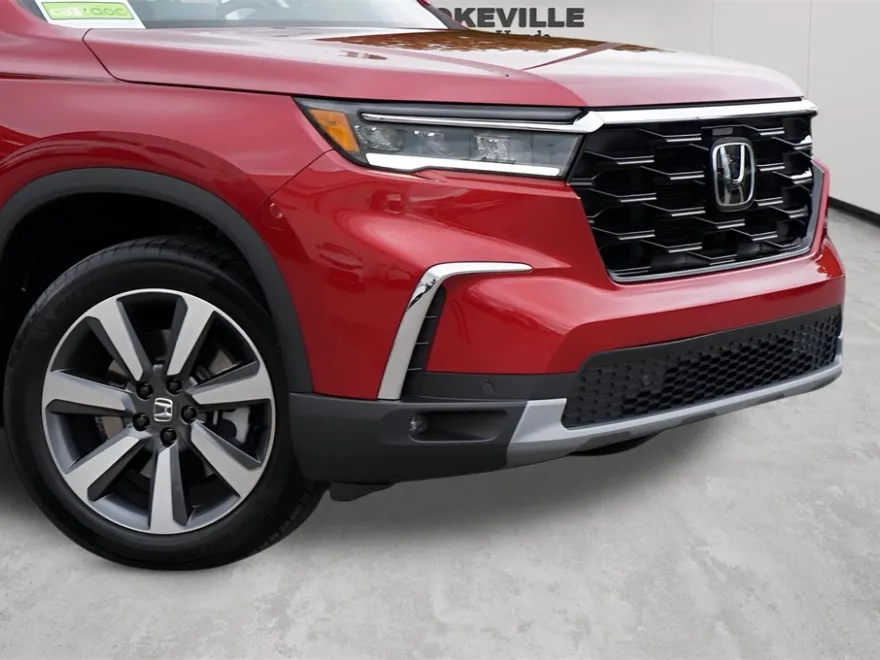 2025 Honda Pilot Touring photo 1