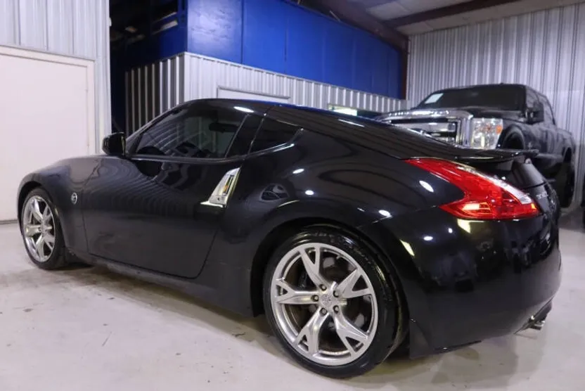 2012 Nissan 370Z Base photo 1