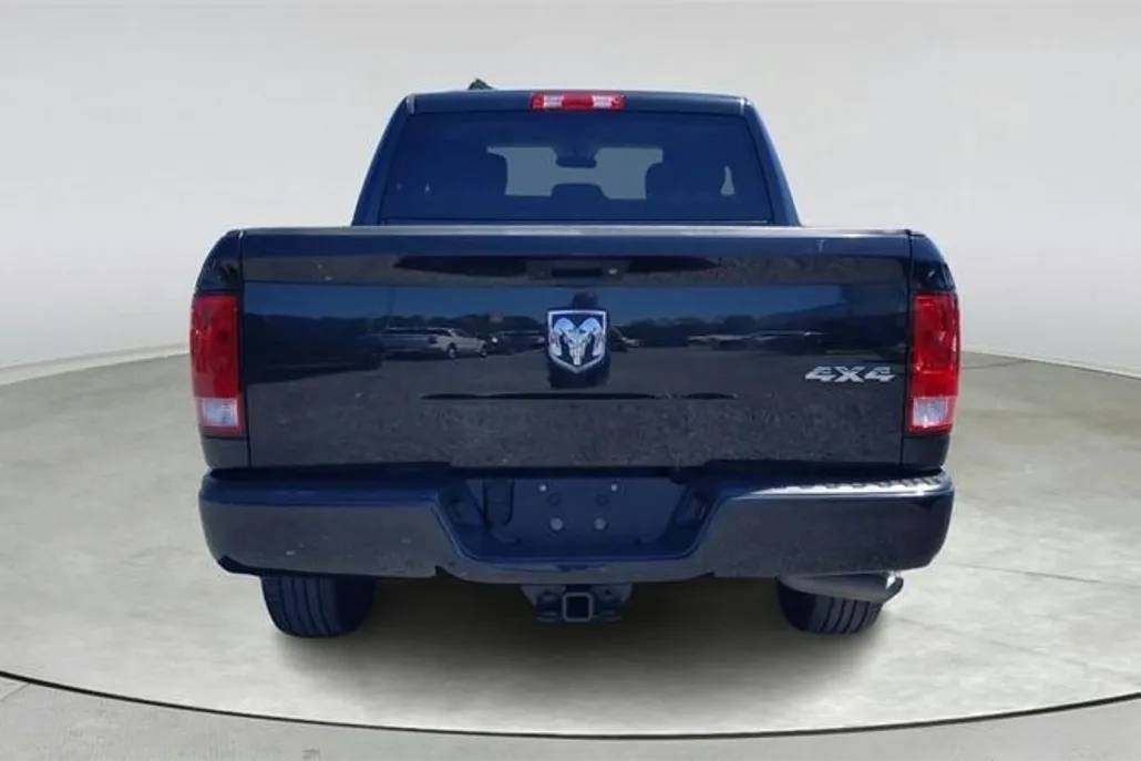 2018 Ram 1500 Express photo 1