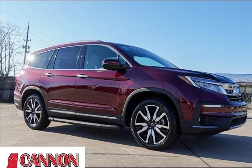 2022 Honda Pilot Touring photo 1