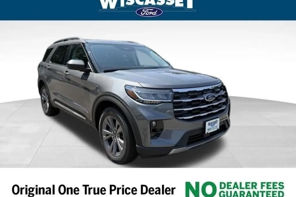 2025 Ford Explorer photo 1