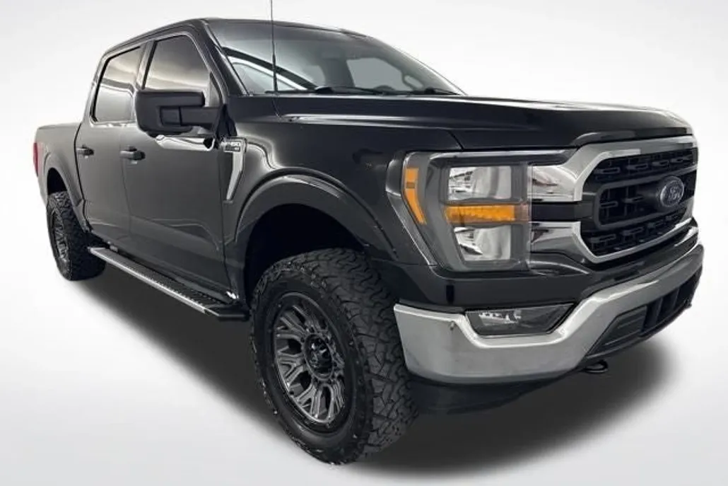 2023 Ford F-150 XLT photo 1