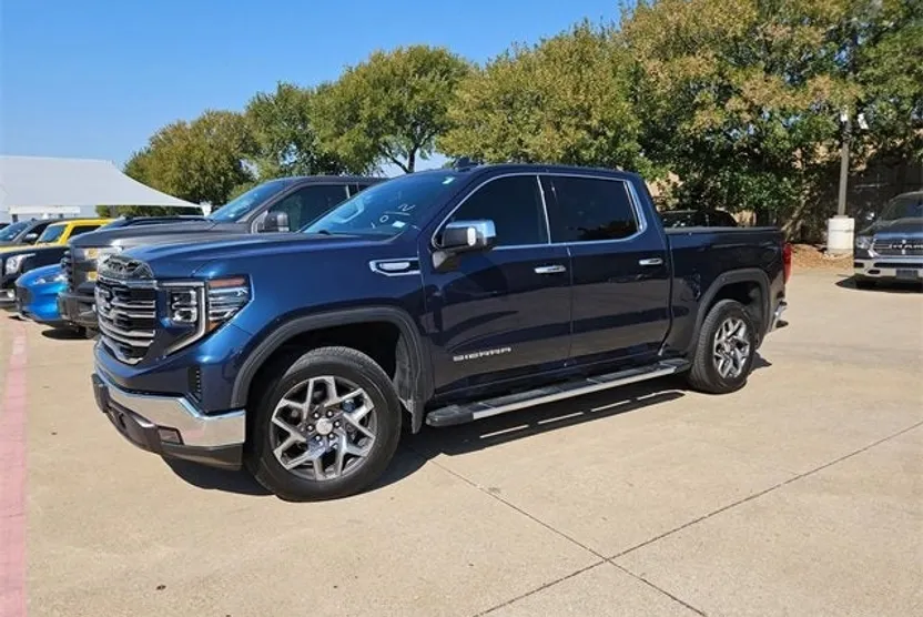 2022 Gmc Sierra 1500 SLT photo 1