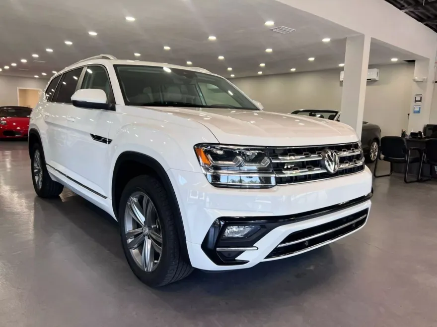 2019 Volkswagen Atlas V6 SEL R-Line photo 1