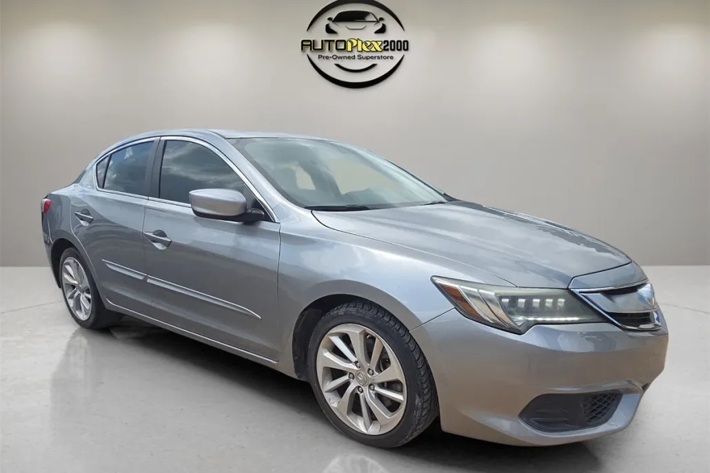 2017 Acura ILX Base photo 1