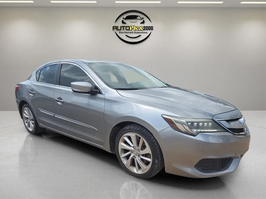 2017 Acura ILX Base photo 1