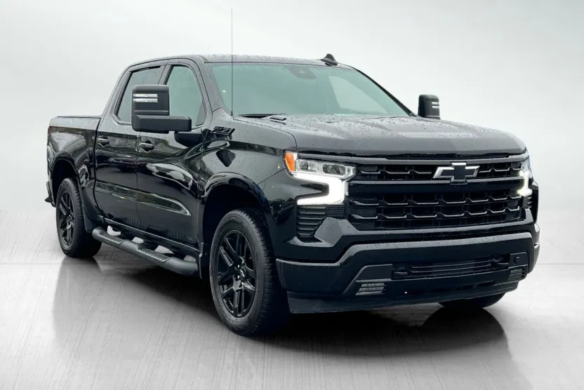 2023 Chevrolet Silverado 1500 LTZ photo 1