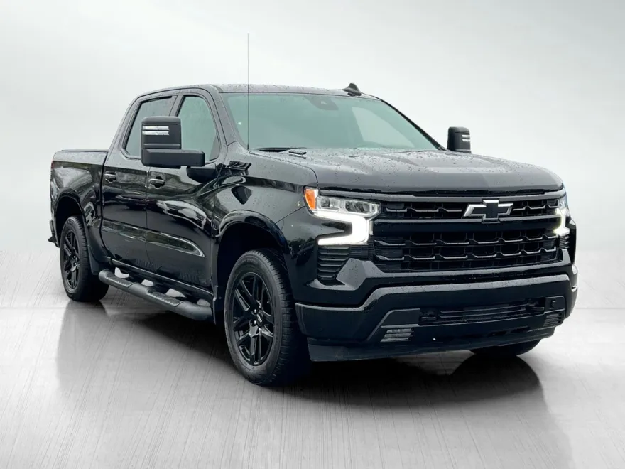 2023 Chevrolet Silverado 1500 LTZ photo 1
