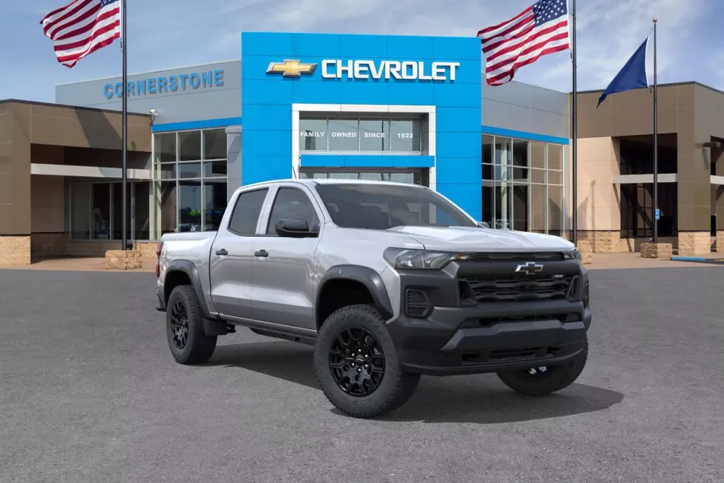 2026 Chevrolet Colorado Trail Boss photo 1