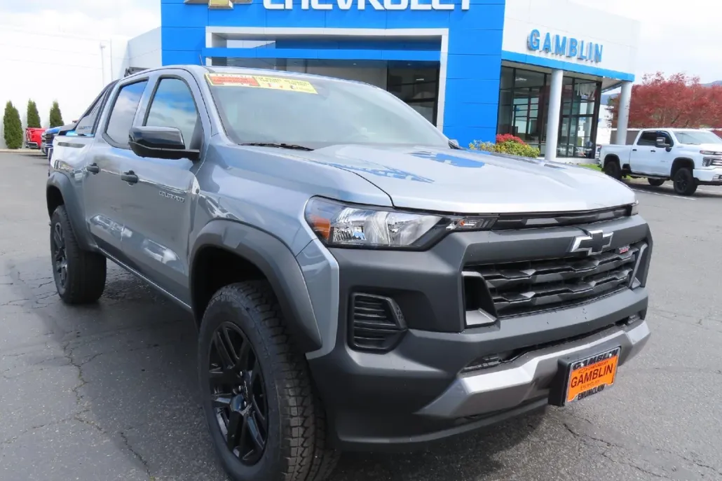 2025 Chevrolet Colorado Trail Boss photo 1