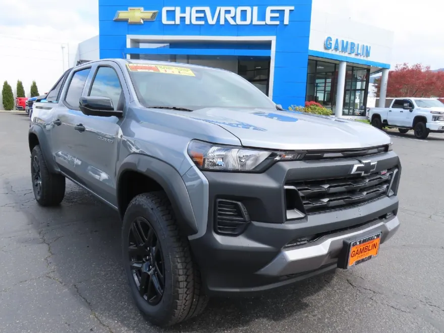 2025 Chevrolet Colorado Trail Boss photo 1