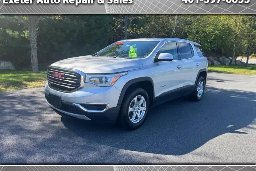 2017 Gmc Acadia SLE photo 1
