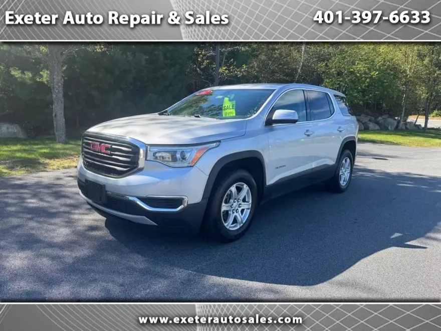 2017 Gmc Acadia SLE photo 1