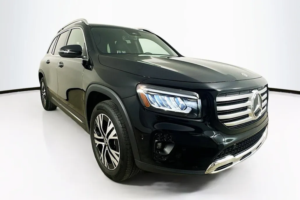 2024 Mercedes Benz GLB 250 4MATIC photo 1