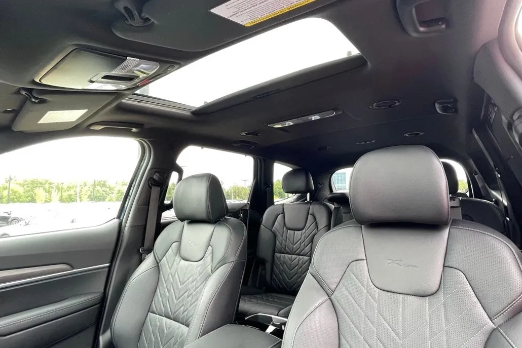 2025 Kia Telluride EX X-Line photo 1