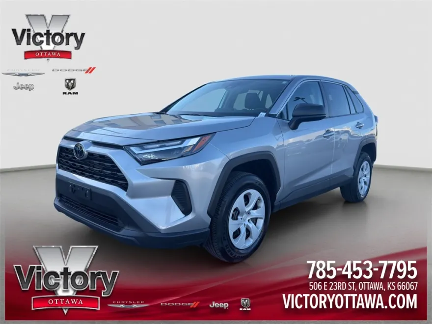2024 Toyota RAV4 LE photo 1
