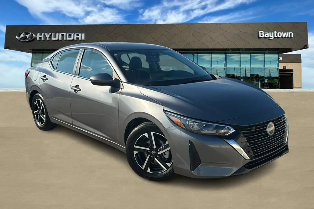 2024 Nissan Sentra SV photo 1