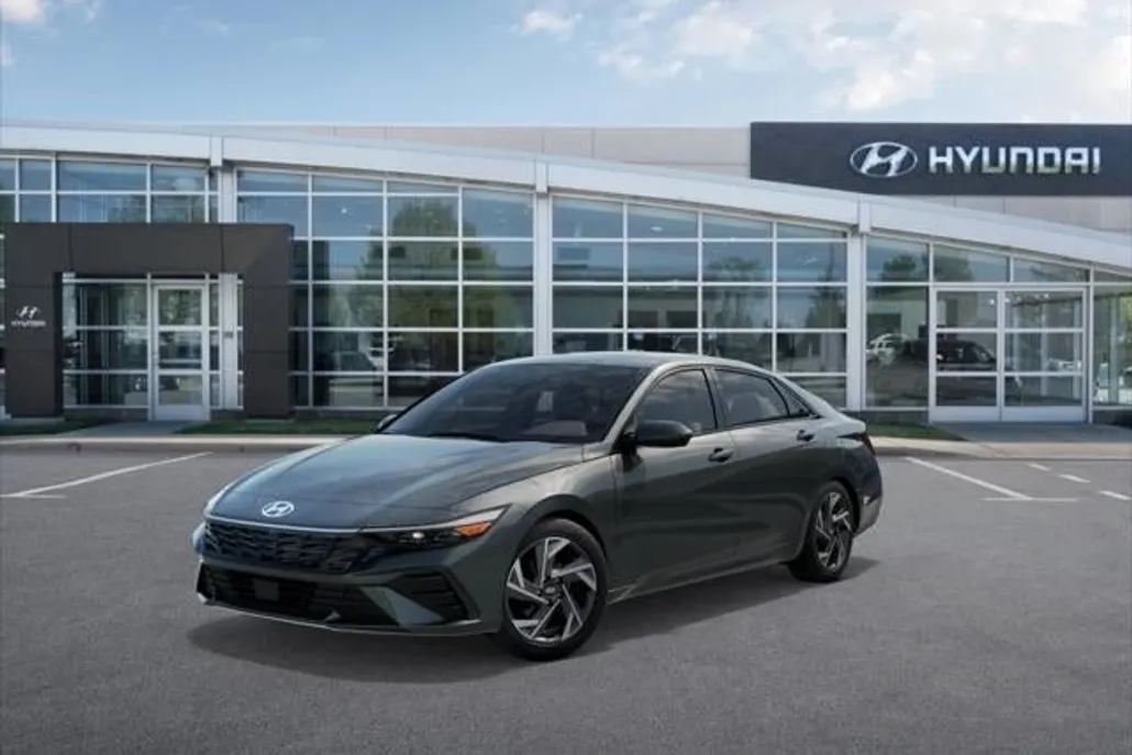 2025 Hyundai Elantra SEL Convenience photo 1