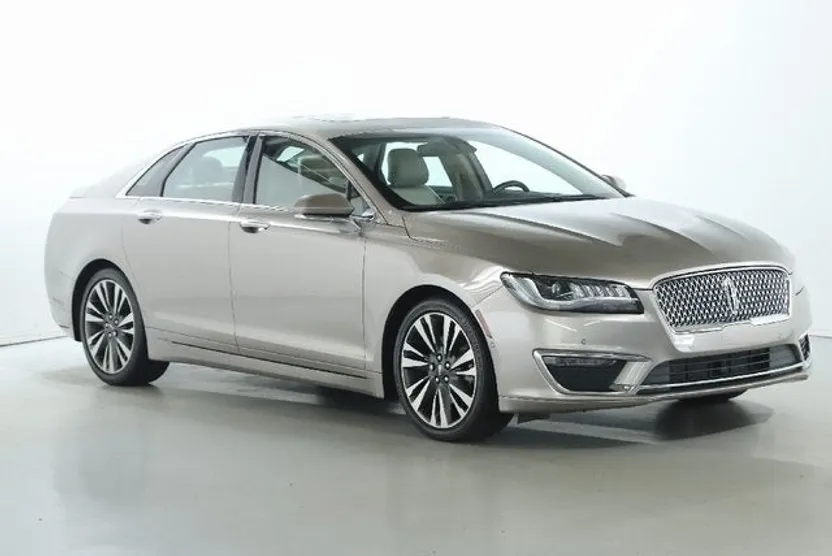 2019 Lincoln MKZ Hybrid Reserve photo 1