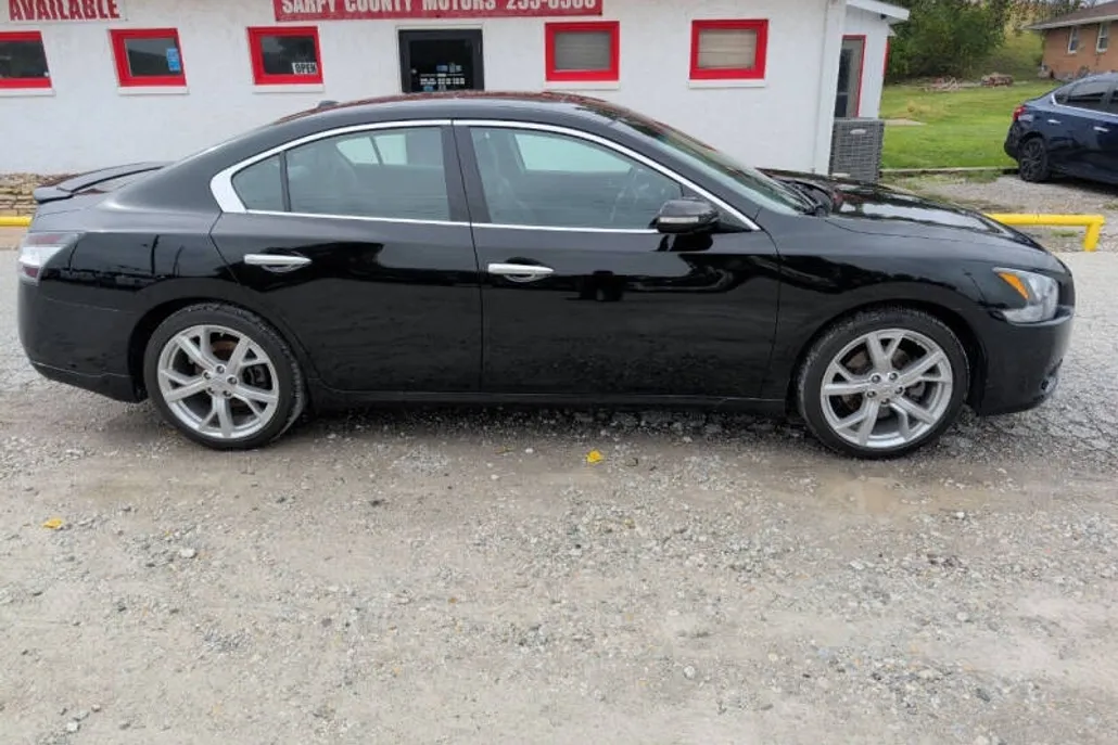 2012 Nissan Maxima S photo 1