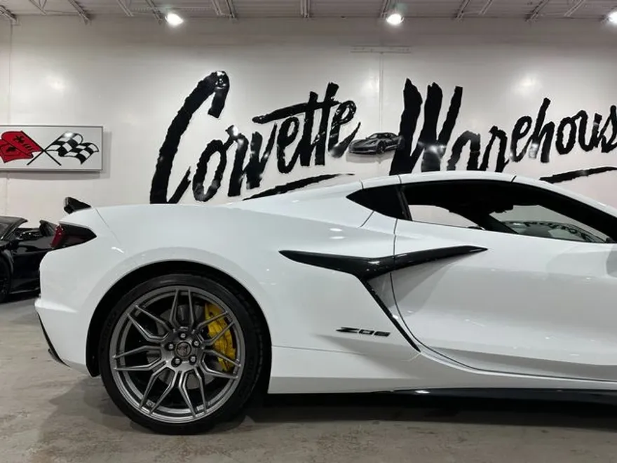 2025 Chevrolet Corvette Z06 1LZ photo 1