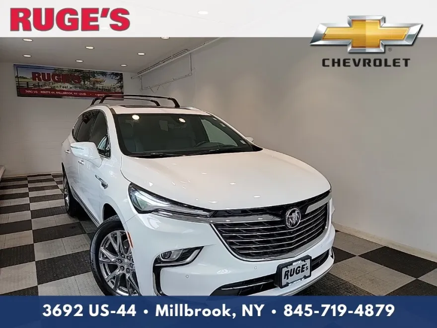 2022 Buick Enclave Premium photo 1