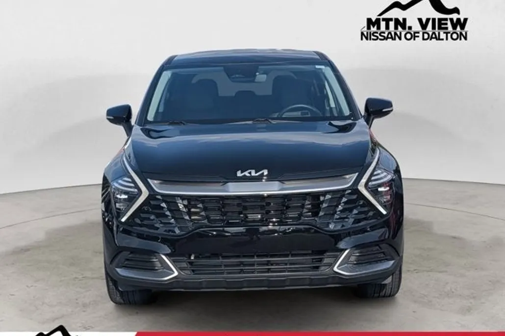 2025 Kia Sportage EX photo 1