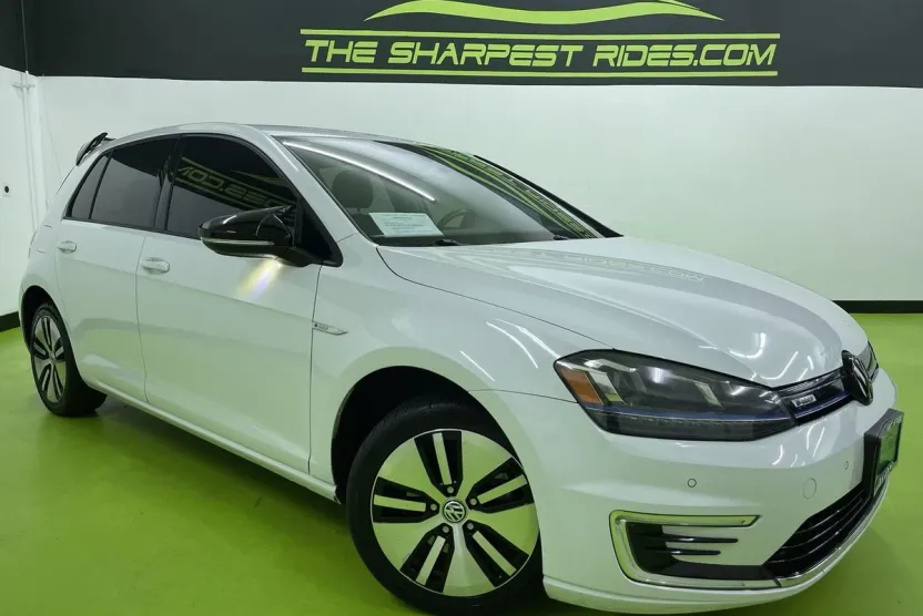 2016 Volkswagen e-Golf SEL Premium photo 1