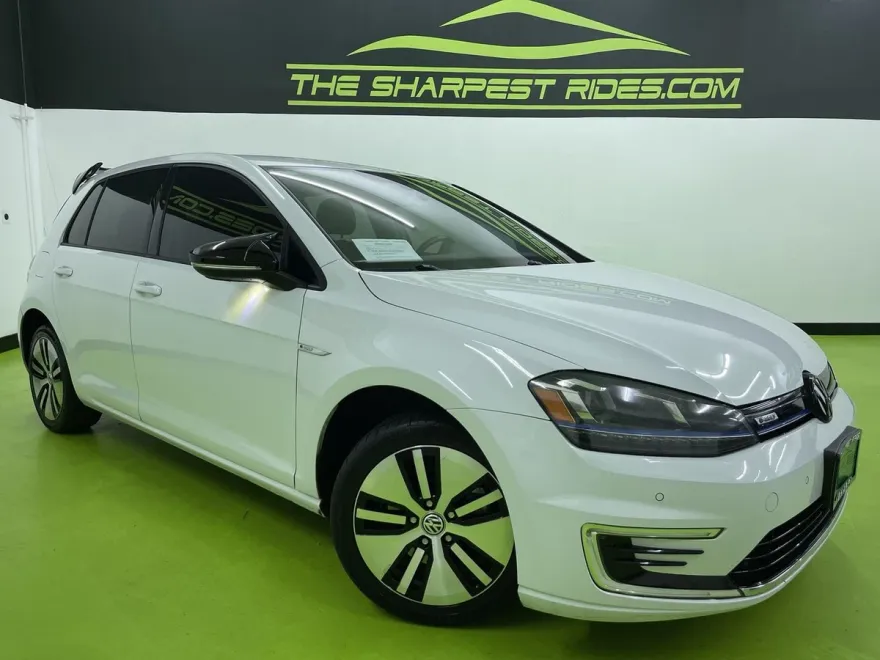 2016 Volkswagen e-Golf SEL Premium photo 1