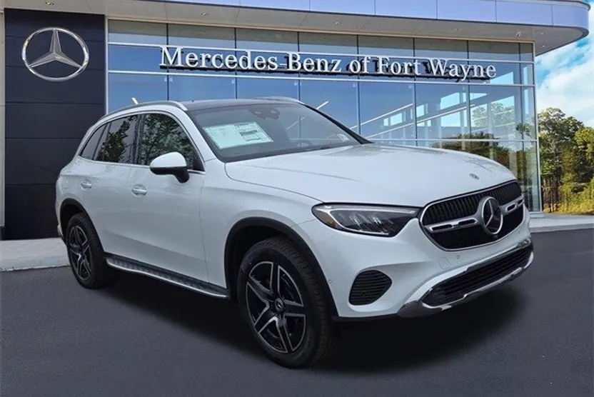 2026 Mercedes Benz GLC 300 4MATIC photo 1