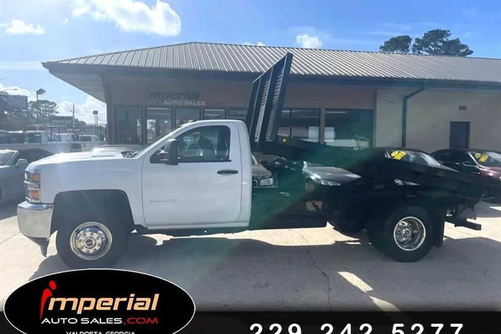 2017 Chevrolet Silverado 3500HD Work Truck photo 1