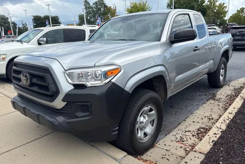 2023 Toyota Tacoma SR photo 1