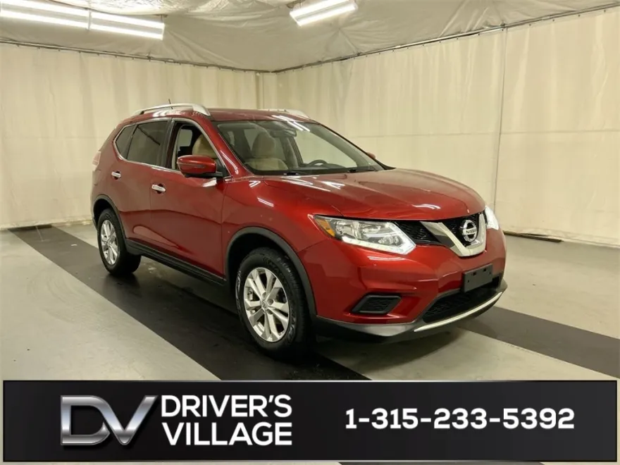 2016 Nissan Rogue SV photo 1