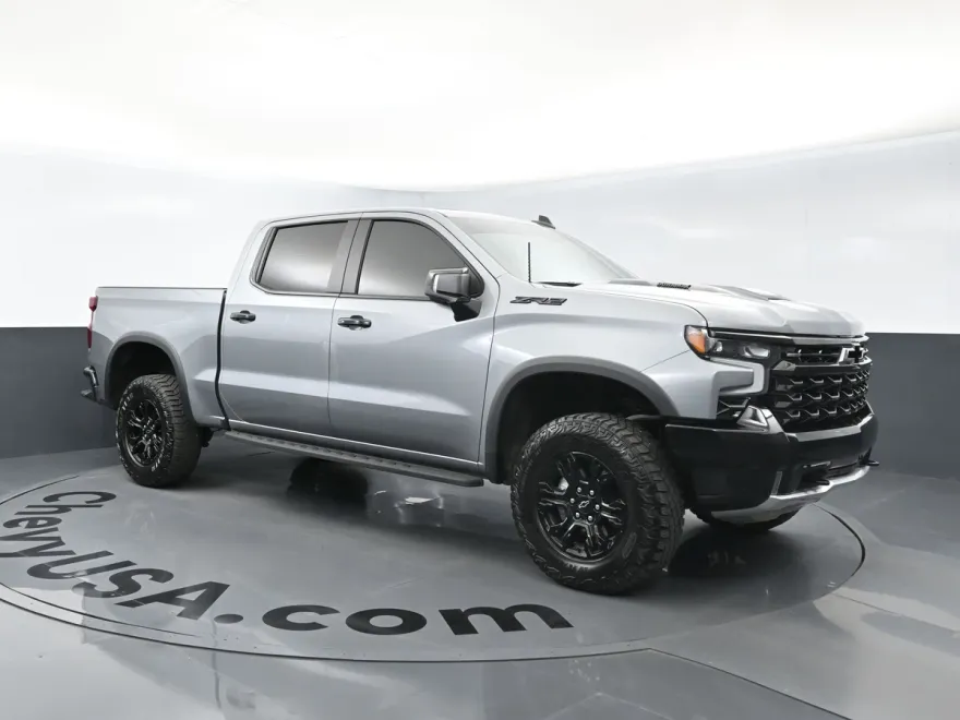2024 Chevrolet Silverado 1500 ZR2 photo 1