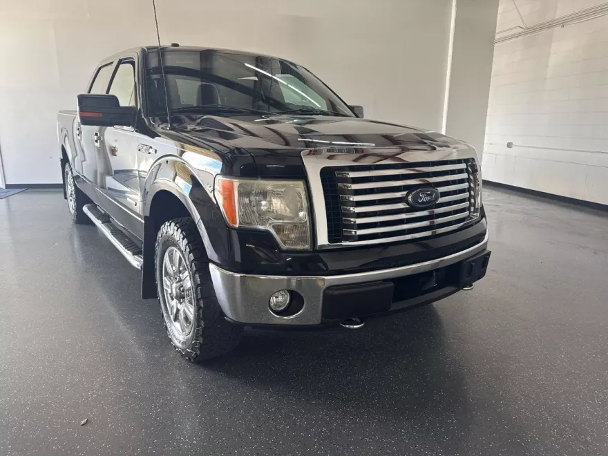 2011 Ford F-150 XLT photo 1