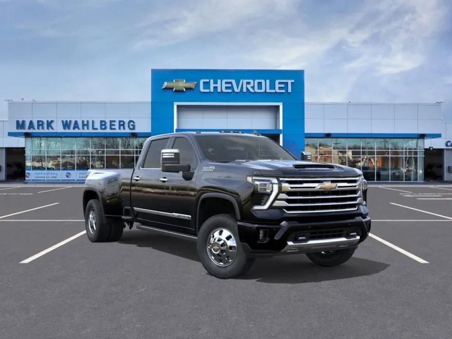 2025 Chevrolet Silverado 3500HD High Country photo 1